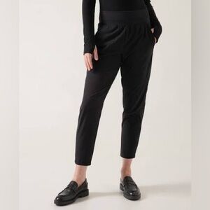 Athleta Nolita Slim Tapered Crop Pant